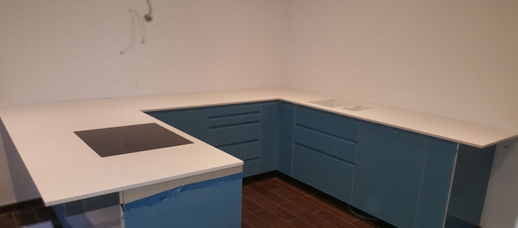 IKEA Küchen mit Caesarstone Arbeitsplatten nach Maß